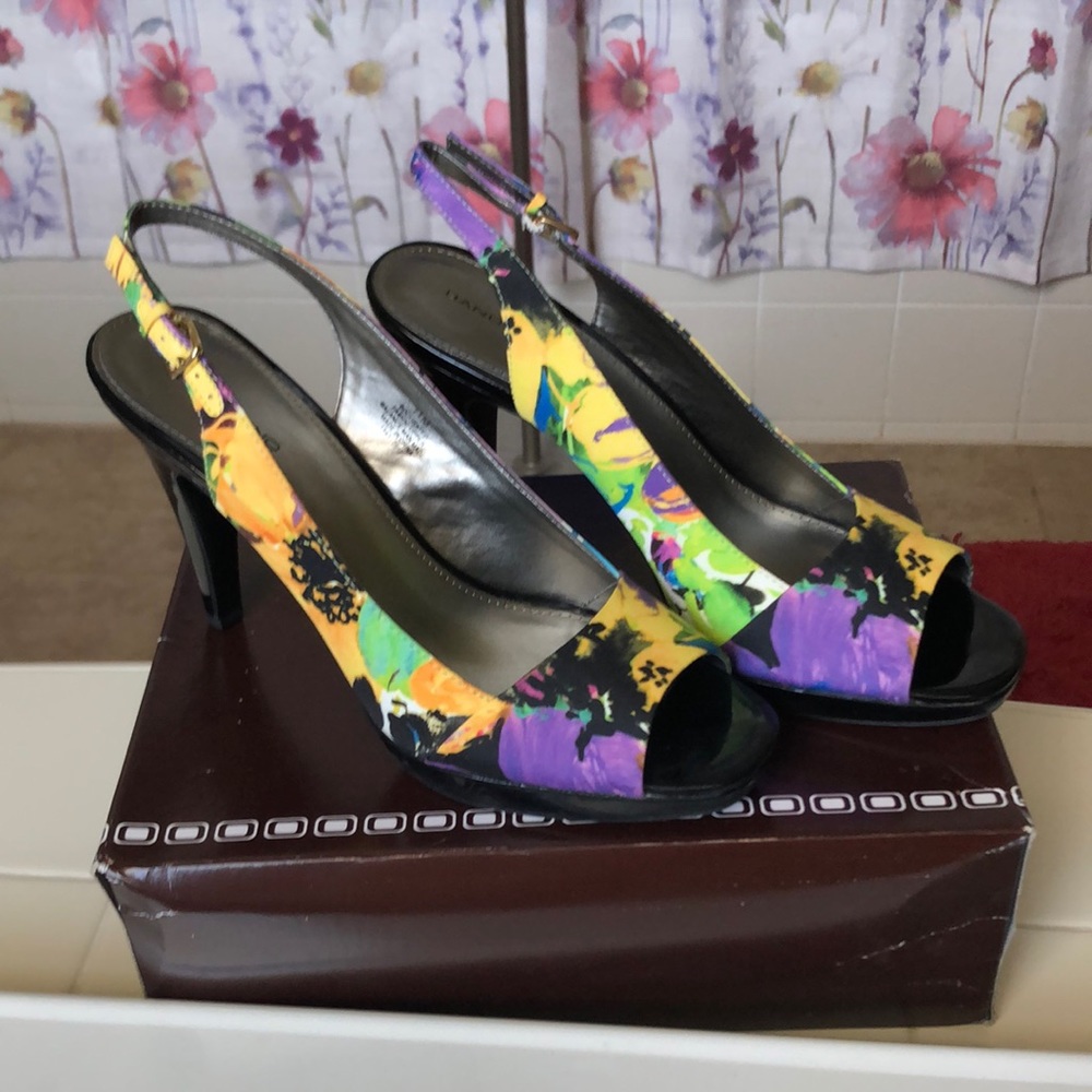 Bandolino Peep Toe Sling Back High Heels